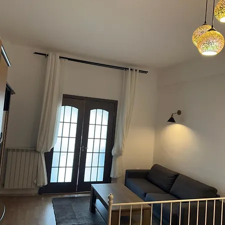 Downtown Calea Victoriei